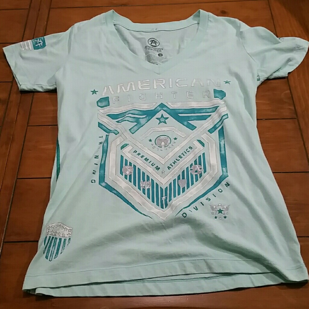 American Fighter Buckle shirt size Large